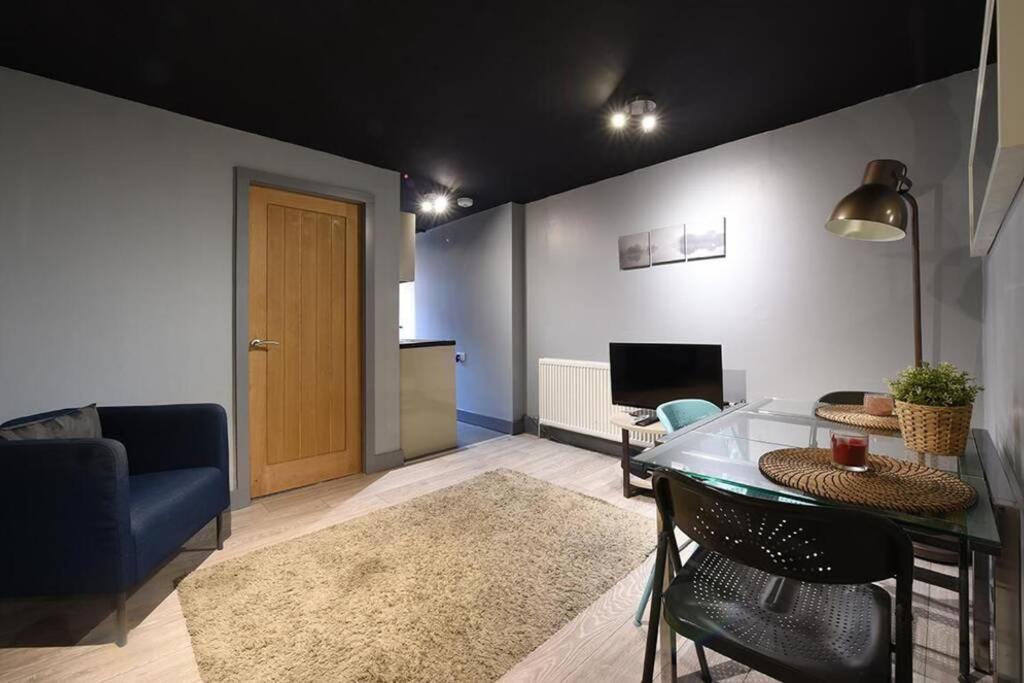Back Turner Townhouse Apartment Manchester Exterior photo